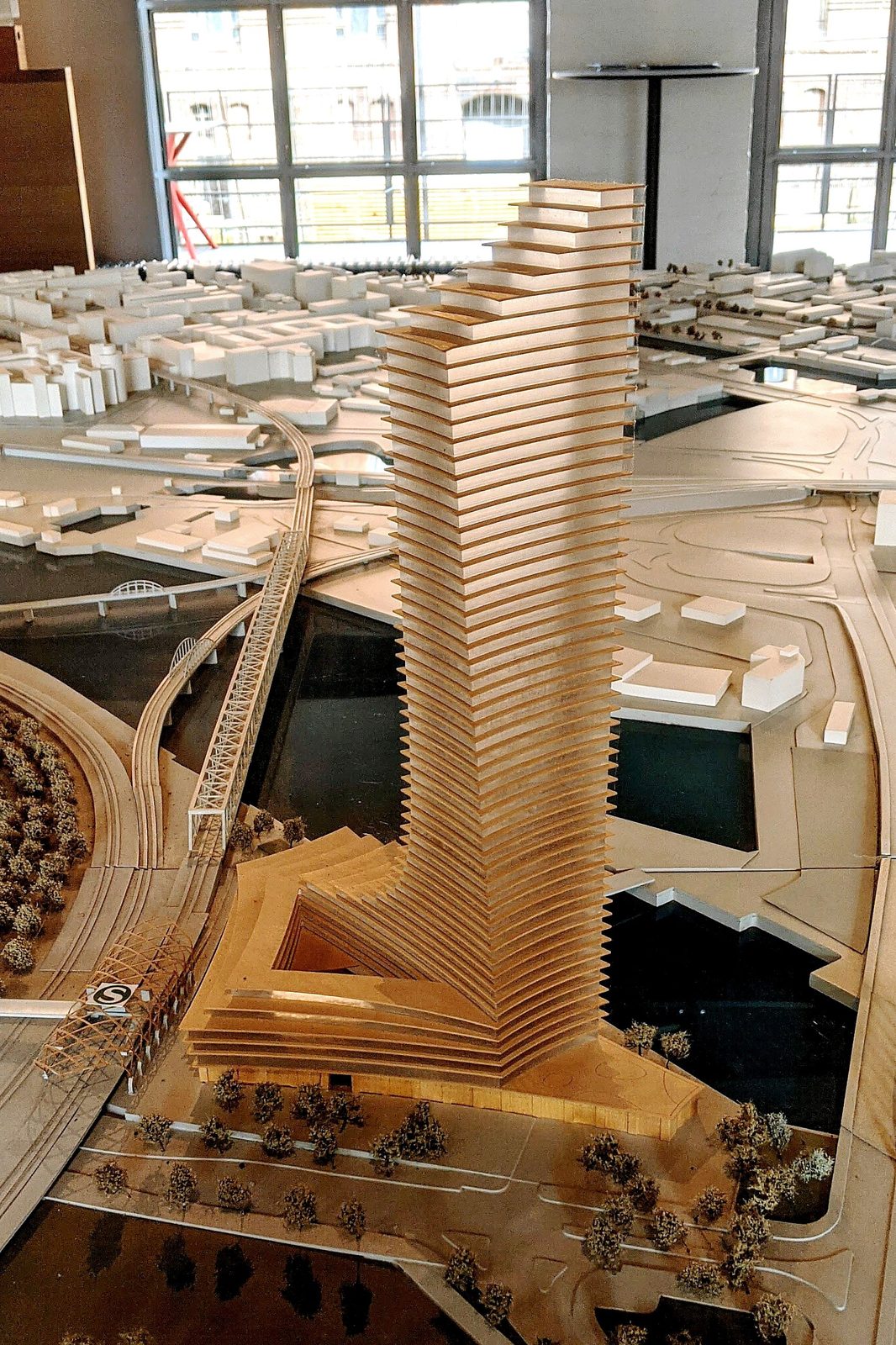 Elbtower-Rohbau — Museumschef will den Turm nicht retten